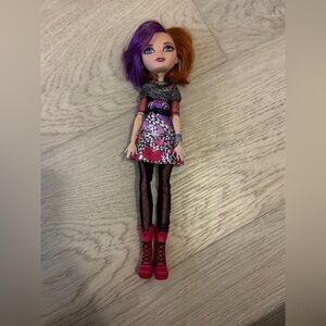 Ever After High First Chapter Poppy O'Hair Doll Mattel
